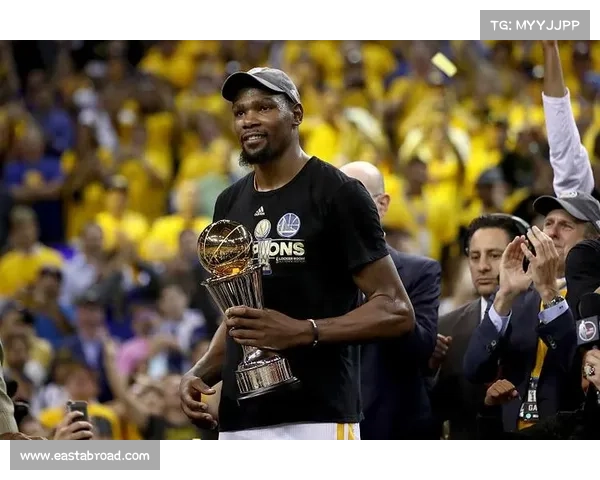 2018年NBA总决赛勇士横扫骑士杜兰特荣膺总决赛MVP 2018年NBA总决赛勇士横扫骑士杜兰特荣膺总决赛MVP